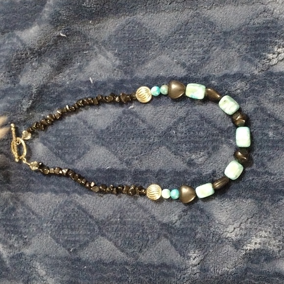 Necklace - Picture 1 of 2